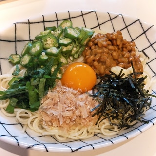 ネバネバ薬味のぶっかけうどん